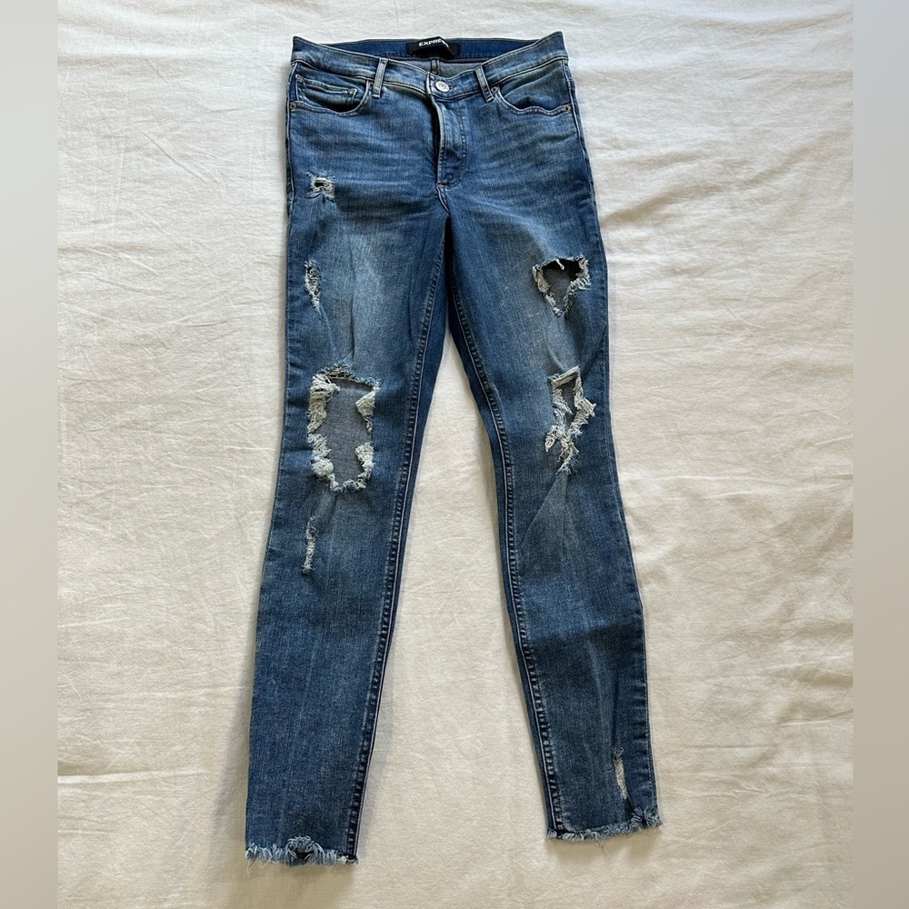 Express High rise distressed ankle skinny jeans size 8